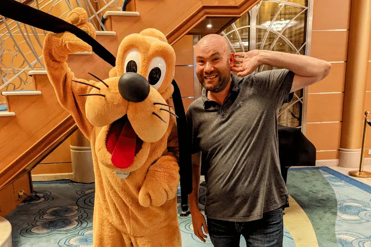 Meeting Pluto on my solo cruise